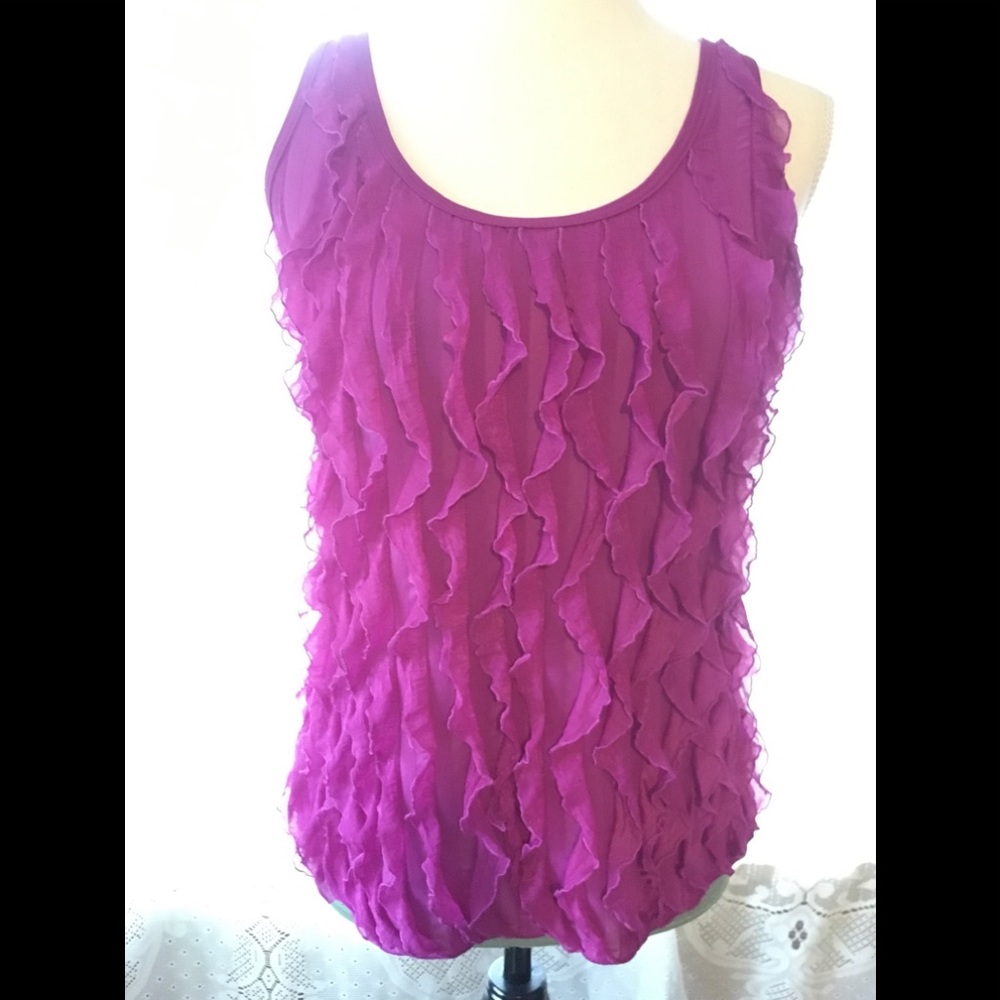 A.Byer Fuchsia Wavy- Ruffled tiered Blouse (M)